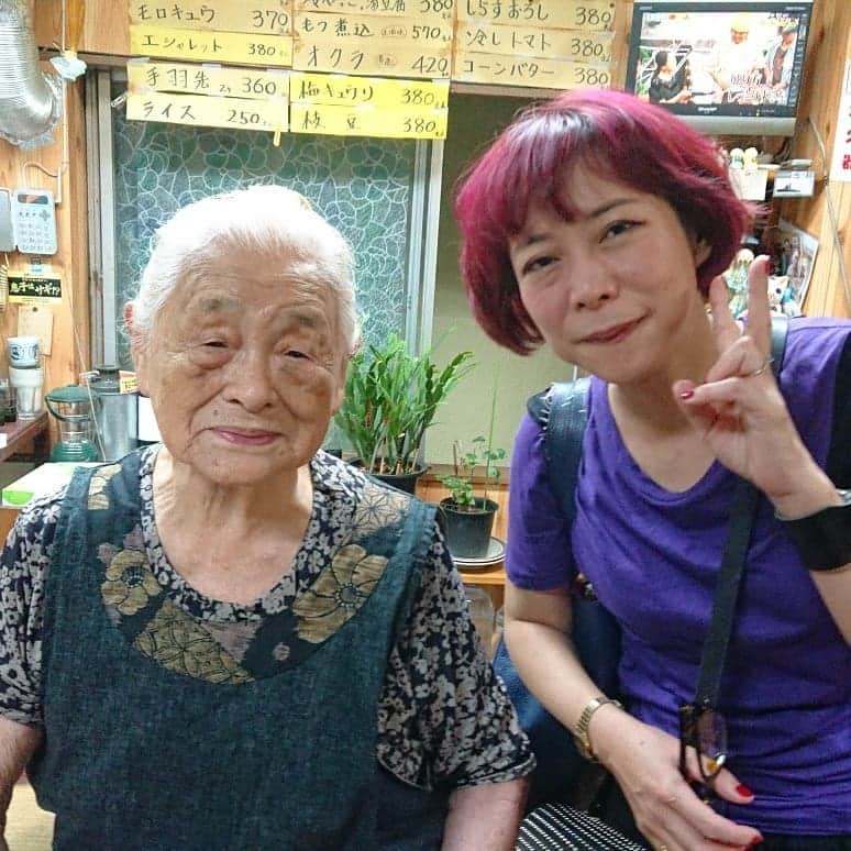 佐藤大さんのインスタグラム写真 - (佐藤大Instagram)「横須賀「喜楽」のママに勉強させていただきました。 戦争を肉眼で見た人間の話を聞いたら怖さしかない。 #横須賀喜楽 #戦争を知る人 #怖い #軍足の音」10月5日 23時07分 - satodaidaidai