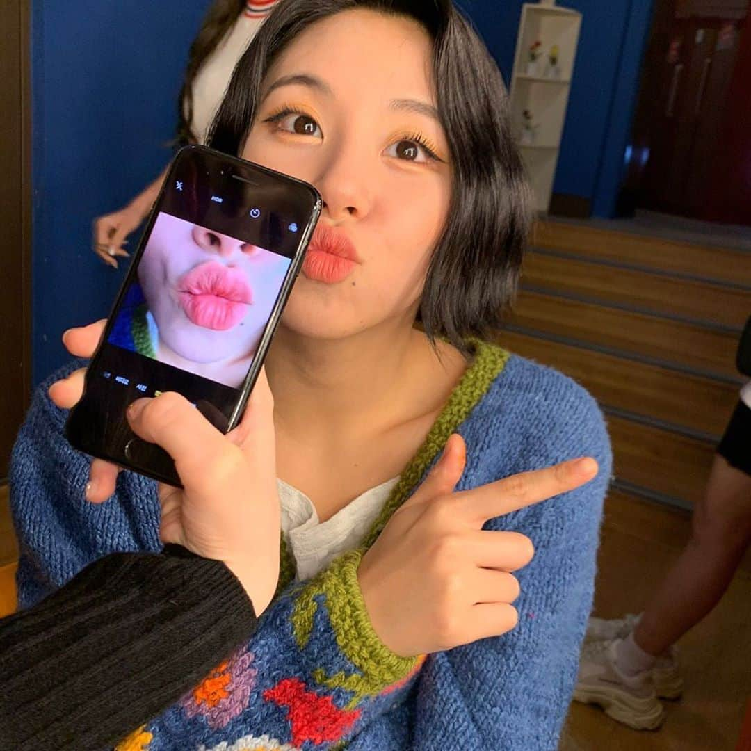 TWICEさんのインスタグラム写真 - (TWICEInstagram)「*챙」10月5日 23時24分 - twicetagram