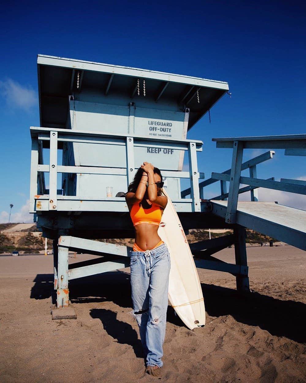 MARISのインスタグラム：「I’m back and I’m already getting ready for next trip ✈︎✈︎✈︎👱🏾‍♀️ I’m just waiting for my new passport 🧡  帰国したので、毛穴のお掃除をしてもらいました🧡肌がもちもちになった😳 だんだん毛穴が目立たなくなってきたよ🧡 今日はオゾンスチームクレンジング+アクセントウルトラをしてもらいました💁‍♀️ @sbeautyclinic @dr.y.yumi  ありがとうございました😚 #エスビューティークリニック」