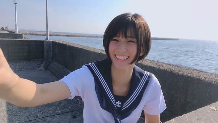 来栖うさこさんのインスタグラム動画 - (来栖うさこInstagram)「🕊 ラブポップグラビアさんの 撮影で海へ行きました〜☺️ . めっちゃ笑ってる動画！ . . . . #来栖うさこ #齧り付きたいお尻 #model #fashion  #グラドル #グラビア #お尻は世界を救う #ショートカット女子 #水着 #sexy #10秒グラビア #セーラー服 #ラブポップグラビア」10月6日 0時26分 - kurusu_usako