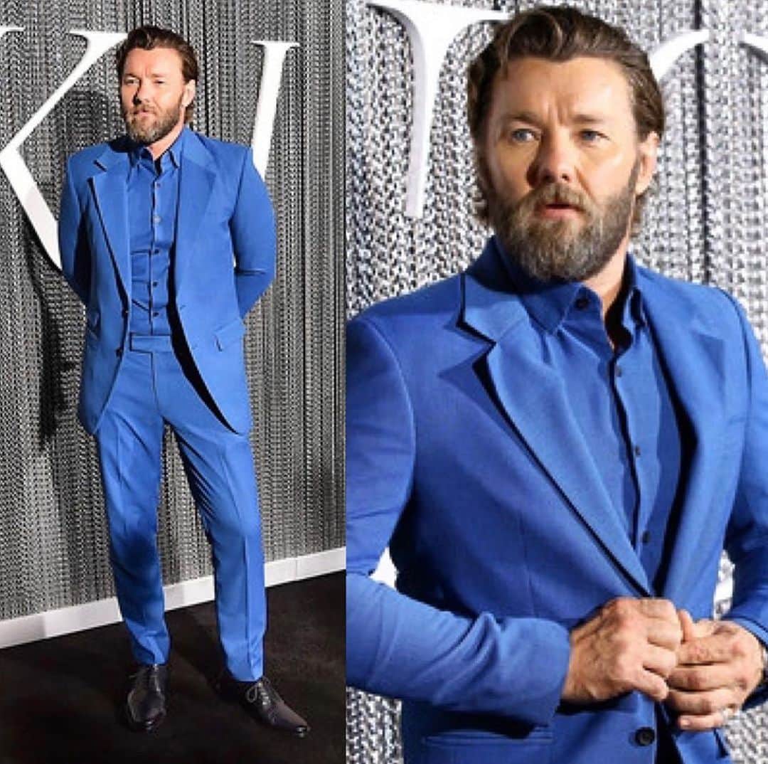 ジョエル・エドガートンのインスタグラム：「New York. Thanks for the blue 💧.」