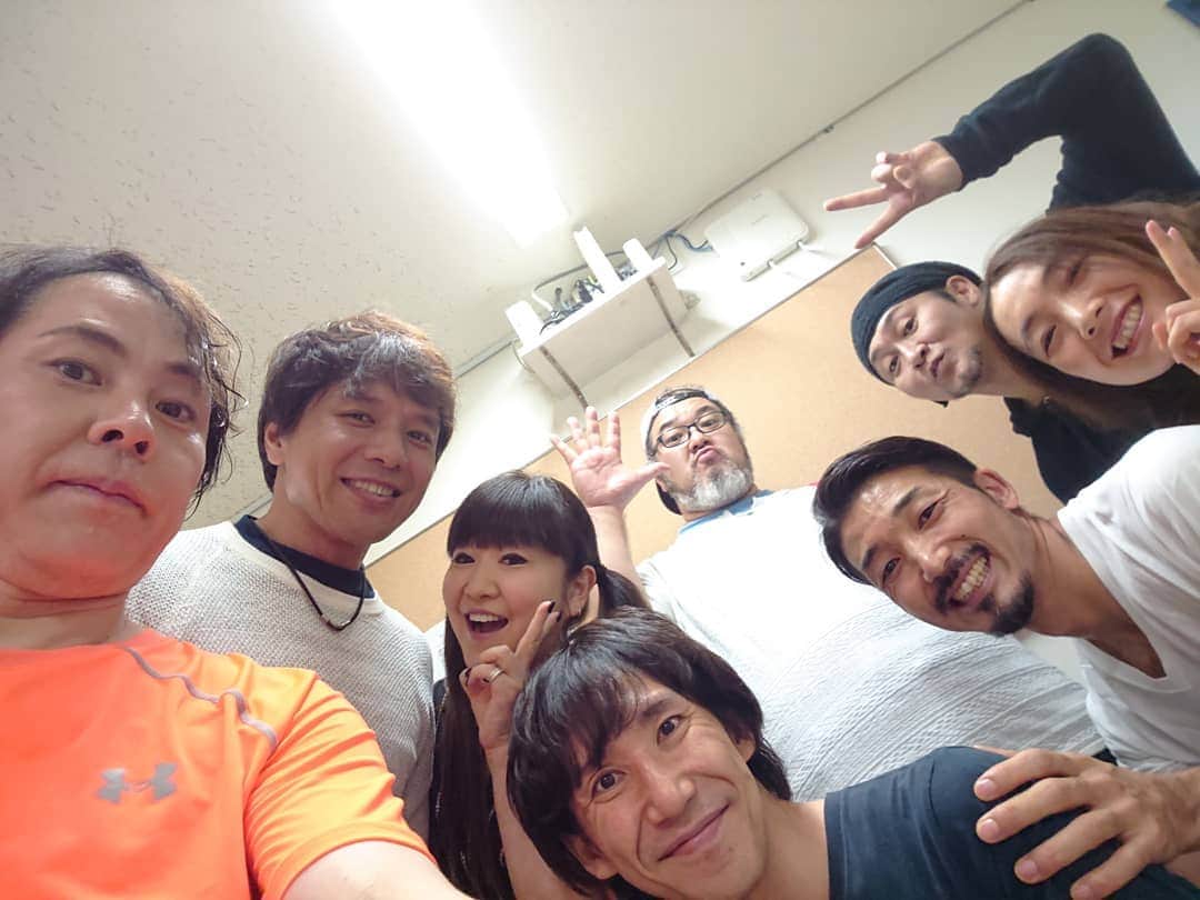 置鮎龍太郎さんのインスタグラム写真 置鮎龍太郎instagram 団体撮影が増える増え る ゞ あ 蒼爽 ゞ ヘロq 菊花大作戦 10月6日 2時28分 Chikichikiko