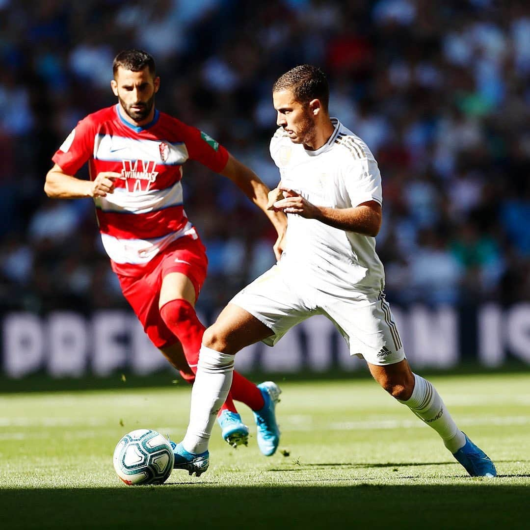 エデン・アザールさんのインスタグラム写真 - (エデン・アザールInstagram)「A Good Day! ⚽🏟️ #halamadrid」10月6日 2時53分 - hazardeden_10