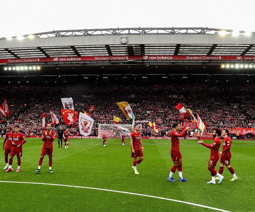 ビルヒル・ファン・ダイクさんのインスタグラム写真 - (ビルヒル・ファン・ダイクInstagram)「Big win! #YNWA」10月6日 2時57分 - virgilvandijk