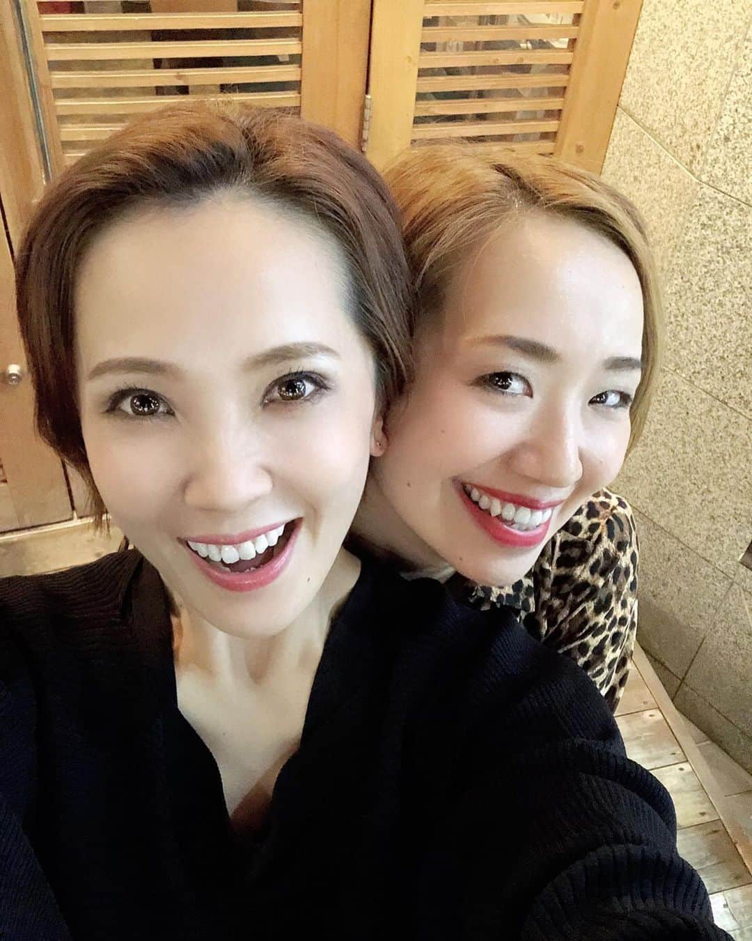 貴千碧のインスタグラム：「あやさんのラジオに出演させて頂きます😆❣️ 今夜と13日😊 FM FUJI✨ お時間は、えっと… . . えっと…… . . 18時か19時か………. . . . あやさーんっ😭😭‼️爆. . . . . #fmfuji #ラジオ#壱城あずさ さん#ガッツ だぜ😆 #盛り上がって#大笑い #昔話#出会い のお話#バースデートークライブ のお話 色々させて頂いたのに 肝心な#時間 🤣😱」
