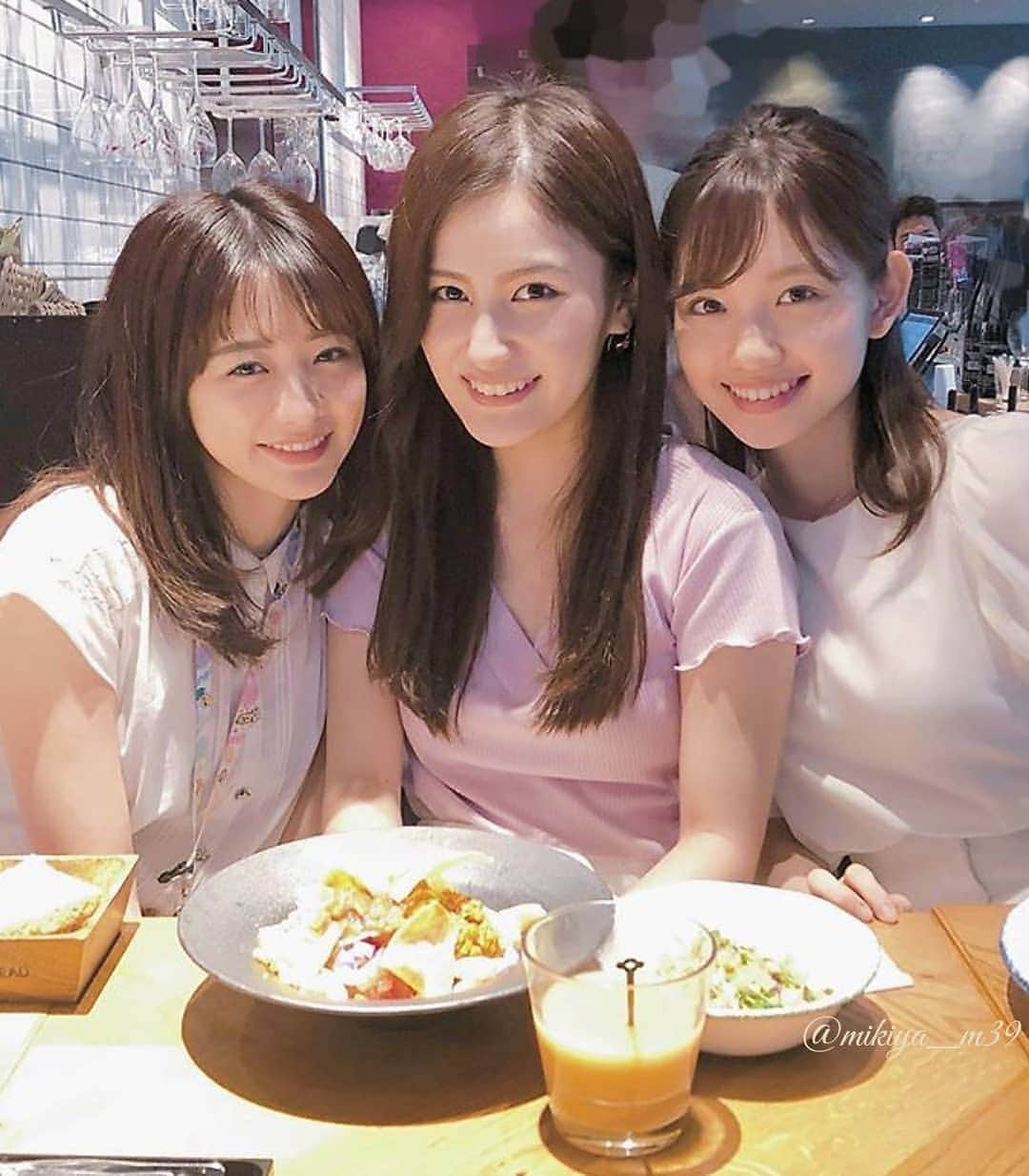 女子アナ好きみっきーさんのインスタグラム写真 - (女子アナ好きみっきーInstagram)「テレ東アナウンサー❤️ 新人アナウンサーが各々Instagramを開設👏💓 フォローして応援しましょう♪ ●森香澄:もりかす(@mori_kasumi_ ) ●田中瞳:ひとみん(@hitomi_tanaka_9 ) ●池谷実悠:おみゆ(@iketani_m_ ) . #森香澄 #もりかす #田中瞳 #ひとみん #池谷実悠 #おみゆ #テレ東 #新人 #アナウンサー #かわいい #kasumimori #hitomitanaka #miyuiketani #tx #announcers #kawaii #cute #pretty #beautiful」10月6日 13時56分 - mikiya_m39