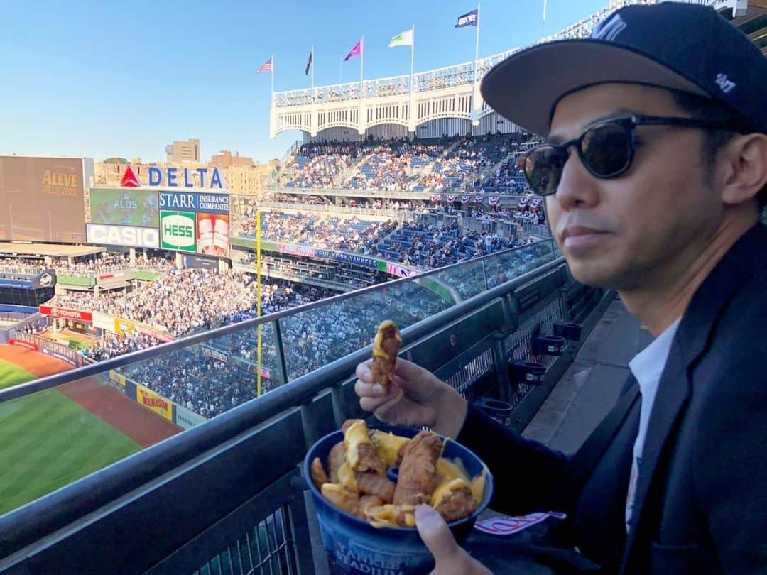 綾部祐二さんのインスタグラム写真 - (綾部祐二Instagram)「I love @Yankees ⚾️ #TanakaTime」10月6日 14時07分 - yujiayabe