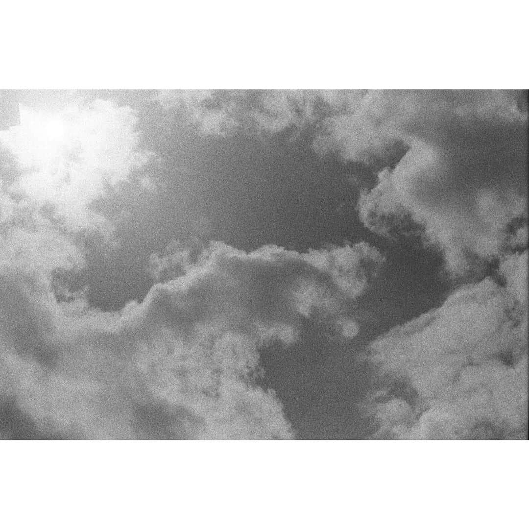 クリスタル・リードさんのインスタグラム写真 - (クリスタル・リードInstagram)「Fall sky gray.」10月6日 7時35分 - crystalmreed