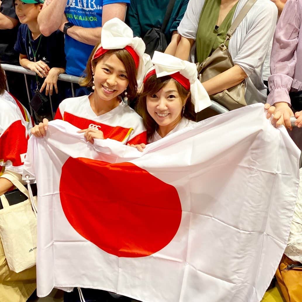 吉永愛さんのインスタグラム写真 - (吉永愛Instagram)「美香ちゃんと FANZONE東京のパブリックビューイングでラグビー日本ＶＳサモア戦を観戦してきたよ🏉 途中…追いつかれそうでドキドキしたけど、最後の最後まで追い込み点数を入れた日本は、本当に強かったーーー‼️‼️‼️ 会場も大盛り上がりでした😆 #ラグビー #ラグビー日本代表 #ラグビーワールドカップ #有楽町 #パブリックビューイング #ファンゾーン東京  #ノーサイドゲーム #大泉洋 #廣瀬俊朗  #カンタベリー #canterbury  #ラグビーワールドカップ2019  #ラグビー女子 #ワンチームラクビー #rwc2019 ##愛loveラグビー🏉」10月6日 8時42分 - a.i.yy