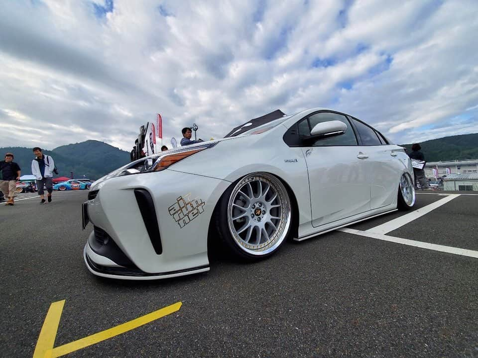 WORKさんのインスタグラム写真 - (WORKInstagram)「MOTOR GAMES x Formula Drift Japan day.2 J-NATION Liberty Walk meeting @formuladriftjapan  #workwheels #workwheelsjapan #artofwheel #workwheelstagram #drift」10月6日 9時07分 - workwheelsjapan