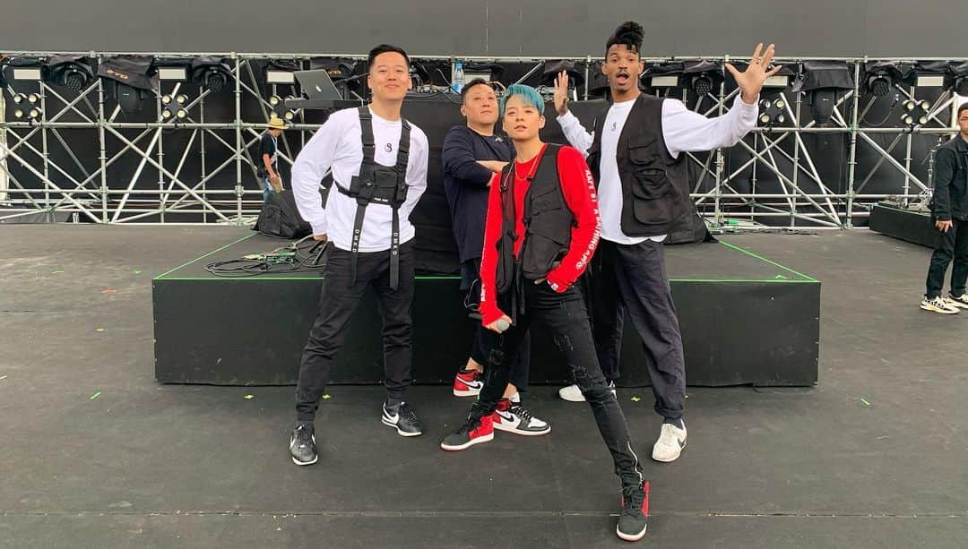 アンバー さんのインスタグラム写真 - (アンバー Instagram)「SHANGHAI 🙌🙌 thank you for having me!!!! u guys were amazing!! Those fans chants tho 😎 #simplelifefestival」10月6日 11時36分 - amberliu