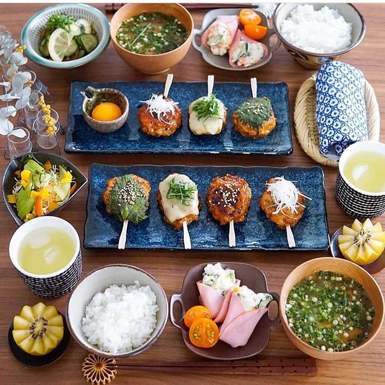 LIMIA キャンペーン(delimia)さんのインスタグラム写真 - (LIMIA キャンペーン(delimia)Instagram)「マネしたい！が詰まってる♡  秋ごはん始めました。 . 自宅でこんなステキなご飯が出てきたらもうおうちご飯だけでいいです…♡ 器の使い方も参考になるー！🙆‍♀️ . @hitomi_kawakami さんから素敵なお写真をリポストさせていただきました❣️ . ------------------------------------ LIMIA公式アカウントです！ Instagramに集まるみなさまの素敵なお料理のお写真をLIMIA記事でご紹介させていただいています💕 < #delimia >のハッシュタグをつけて投稿していただくと このアカウントでリグラムさせていただくこともあります ------------------------------------ #秋ごはん #串焼き #和食 #秋 #おうちごはん #おうち和ごはん  #インスタ映え #大好物 #ポテトサラダ #gourmet #夜ごはん ##dinner #OuchiGohan #cooking #foodpic #instafood #JapaneseFood #cookingram #デリミア #delimia #yummy #delicious #japanesefood #washoku」10月6日 11時40分 - delimia_official