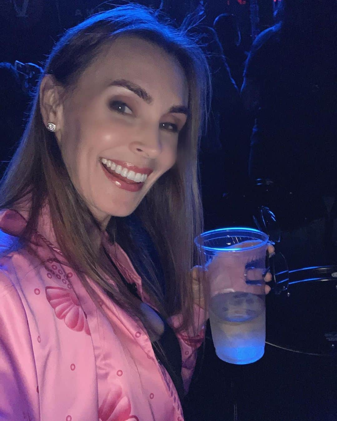 ターニャ・テイトさんのインスタグラム写真 - (ターニャ・テイトInstagram)「Anyone guess who I’m here to see? #tanyatate #queentanyatate #musicconcert #ukmusic #uksinger #fivepointamphitheatre」10月6日 11時47分 - tanyatate