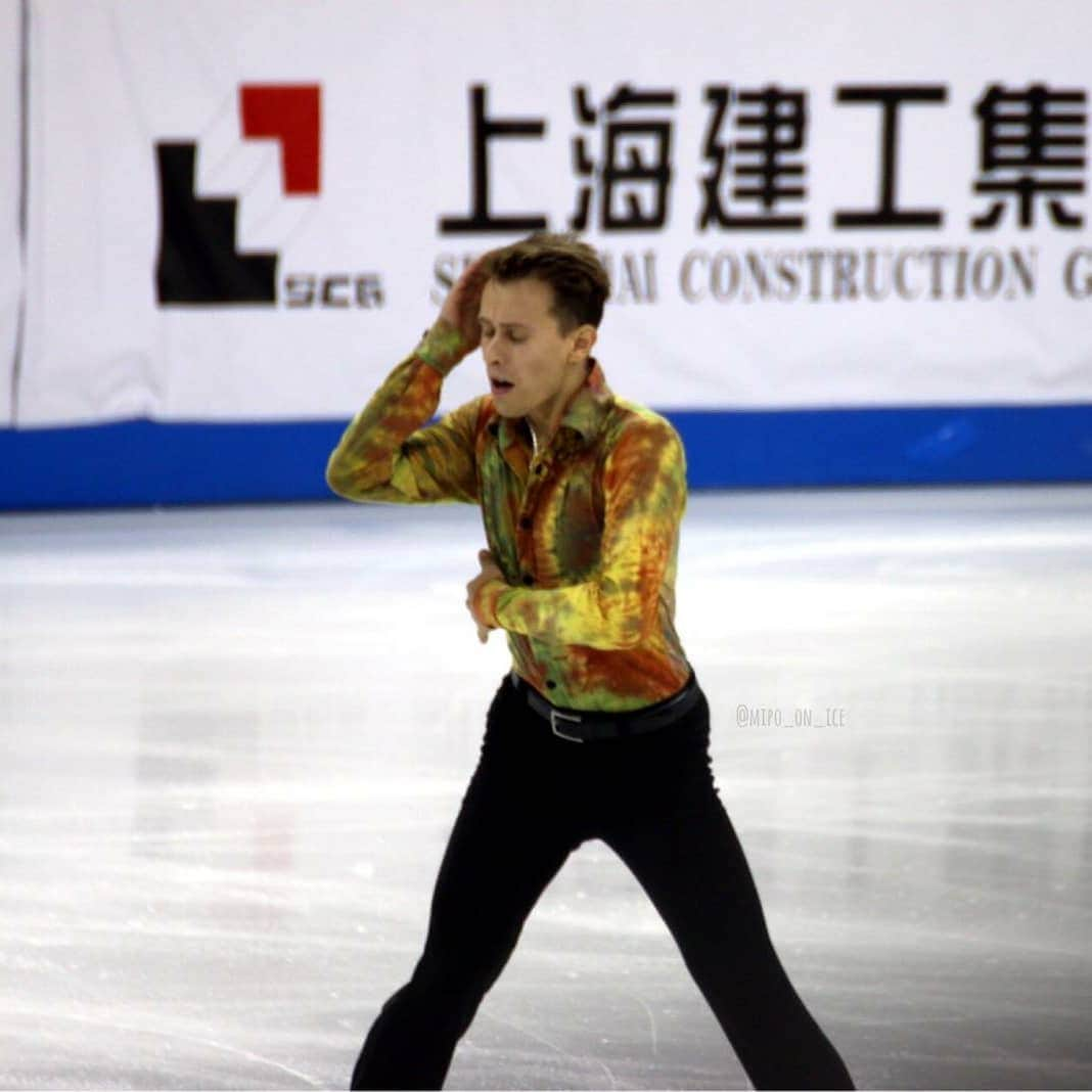 ミハル・ブジェジナさんのインスタグラム写真 - (ミハル・ブジェジナInstagram)「Thank you @juju.designs for the awesome costume! And thank you Shanghai for hosting the #shanghaitrophy2019 what an awesome event! Looking forward to coming again.」10月6日 12時22分 - mick_brezina