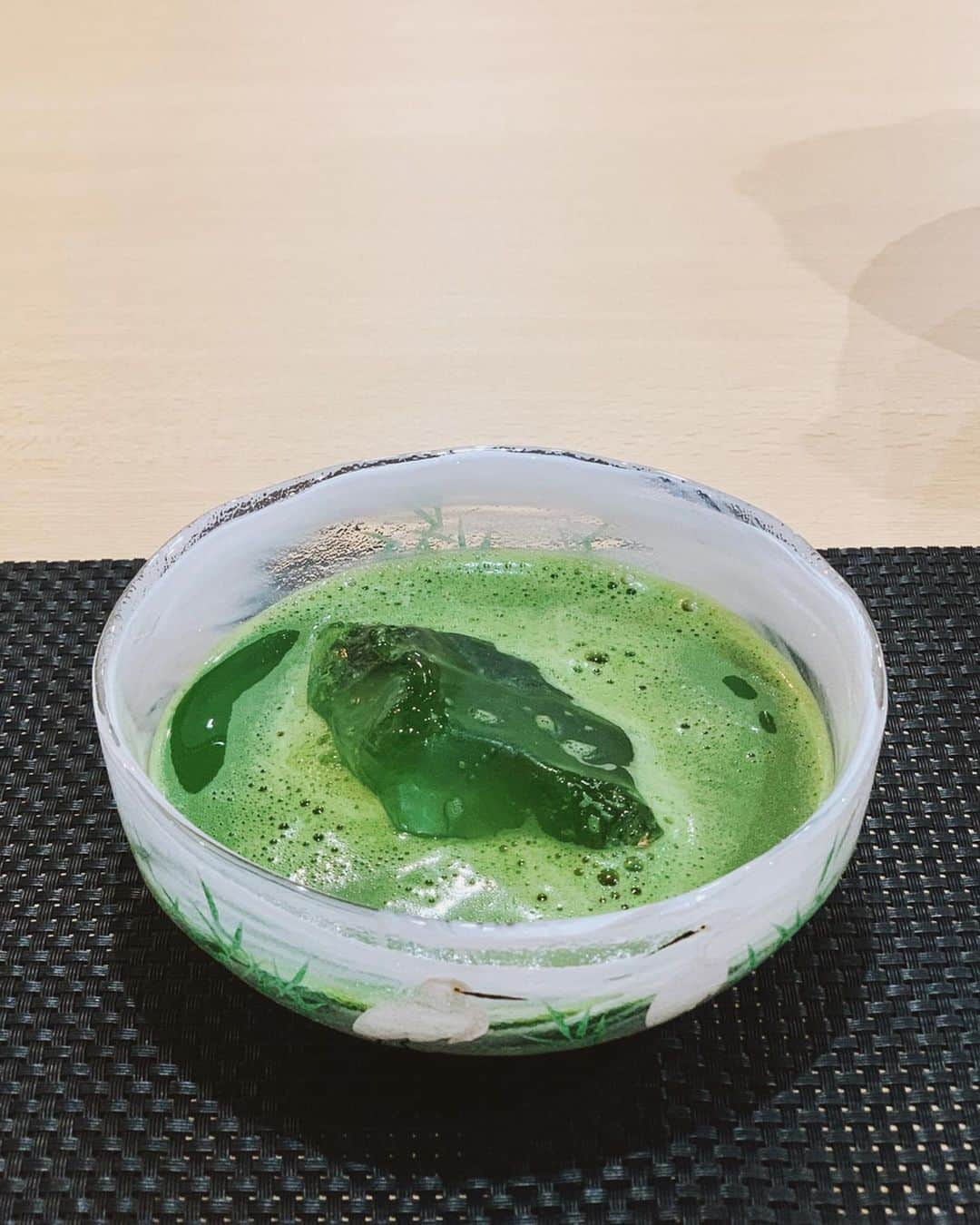 舞雛かのんさんのインスタグラム写真 - (舞雛かのんInstagram)「. I love💚💚. #抹茶かき氷 #冷やし抹茶」10月6日 12時31分 - mizho_601