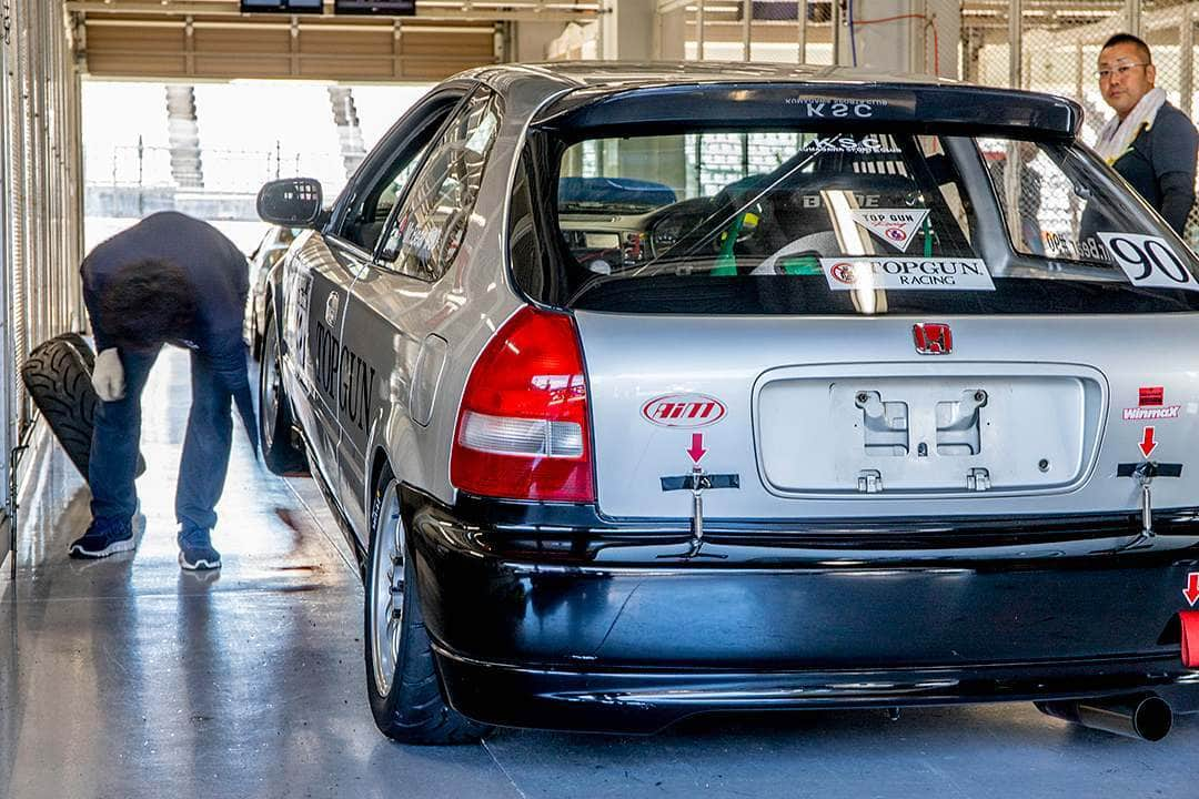 mistbahnさんのインスタグラム写真 - (mistbahnInstagram)「_ TOPGUN 熊川 Honda EK9 CIVIC _ _ Shot on 5-Aug 2019 "HONDA VTEC ONE MAKE RACE Rd.3" at Suzuka International Circuit owner: @topgun9090 photo: @mistbahn _ _ JP) 2019年8月5日 鈴鹿フルコース(鈴鹿サーキット国際レーシングコース)、ゼロファイターさん主催「HONDA VTEC ONE MAKE RACE Rd.3」。。 _ _ #hondavteconemakerace #zerofighterautocustom #suzukacircuit #suzukainternationalcircuit #鈴鹿サーキット #civic #hondacivic #ホンダシビック #シビック #ctr #acuractr #ek9 #ekcivic #topgunracing #熊川企画 #osakajdm #kanjo #kanjostyle #kanjoracer #trackcar #trackstance #trackspec #timeattack #timeattackjapan #bseries #direzza #brideseats #takata #loosefamily #brushup_aw_osaka」10月6日 12時54分 - mistbahn