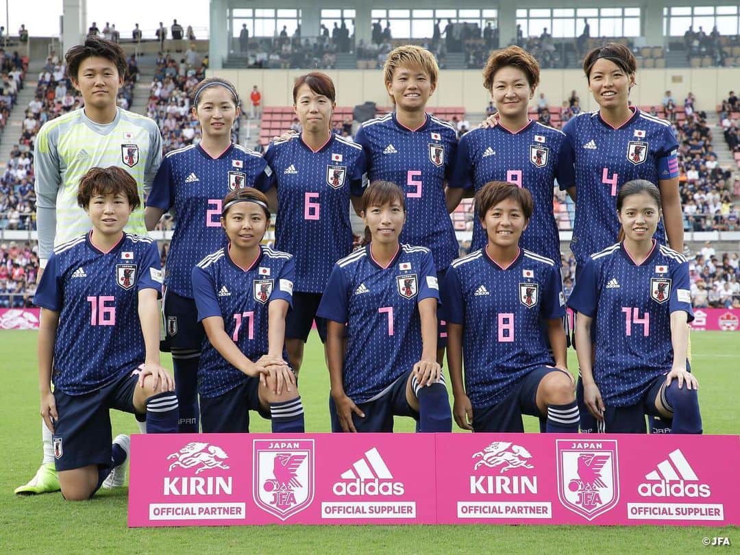三浦成美さんのインスタグラム写真 - (三浦成美Instagram)「VS🇨🇦 4-0勝利！！ たくさんの応援ありがとうございました！！ そして、ご心配おかけしました。 大丈夫です！ #なでしこジャパン  #2023女子W杯を日本で」10月6日 22時29分 - miura_narumi17