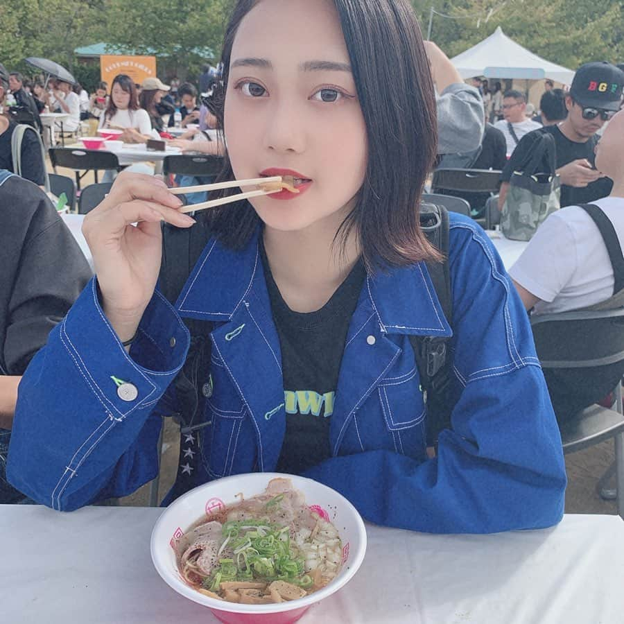 坂田琴音さんのインスタグラム写真 - (坂田琴音Instagram)「#ラーメン女子博 行ってきた🦋 ラーメンが美味しいのはもちろんスイーツもあって幸せ🥺  また行く予定立ててしまった😂 みんなも是非行ってきてね！長居公園で10/14までやってるよ~💜 @ramengirlsfes ☜☜☜ #ラーメン女子博 #ラーメンフェス」10月6日 23時02分 - kotone_sakata