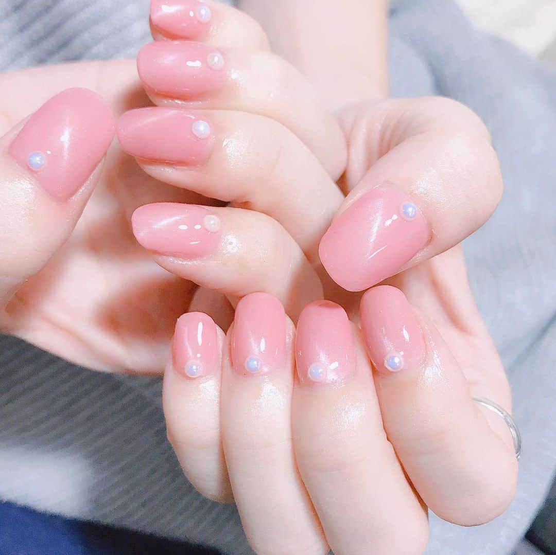 なかやまちえこのインスタグラム：「Cat'sEye🐈💫 きまぐれキャット Cat'sEye 6684 #nail #nails #nailart #ネイル #美甲 #ネイルアート  #clou #nagel #ongle #ongles #unghia #japanesenailart #manucure #네일 #젤네일 #네일아트 #네일리스트 #japanesenails #manicurist #gelnails #أظافر #マグネットネイル #マグネットジェル @kimagure_cat_whim」