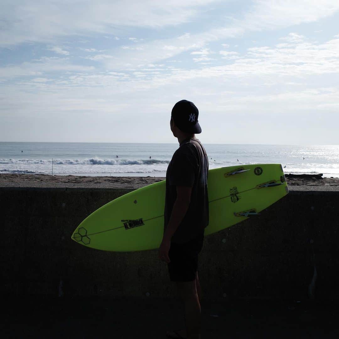 田中毅さんのインスタグラム写真 - (田中毅Instagram)「🏄‍♂️→🍦＝😋 #surf #surfing #softcream #海 #秋」10月6日 15時14分 - tanaka_ta_ke_shi