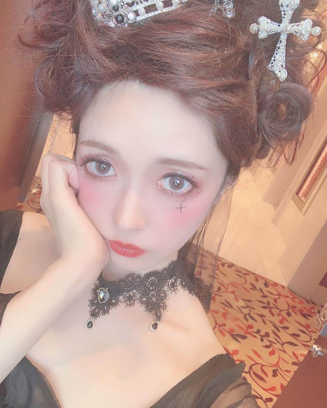 青木美沙子さんのインスタグラム写真 - (青木美沙子Instagram)「前髪なしのハロウィンメイク🎃 美沙子的珍しい顔」10月6日 15時42分 - misakoaoki