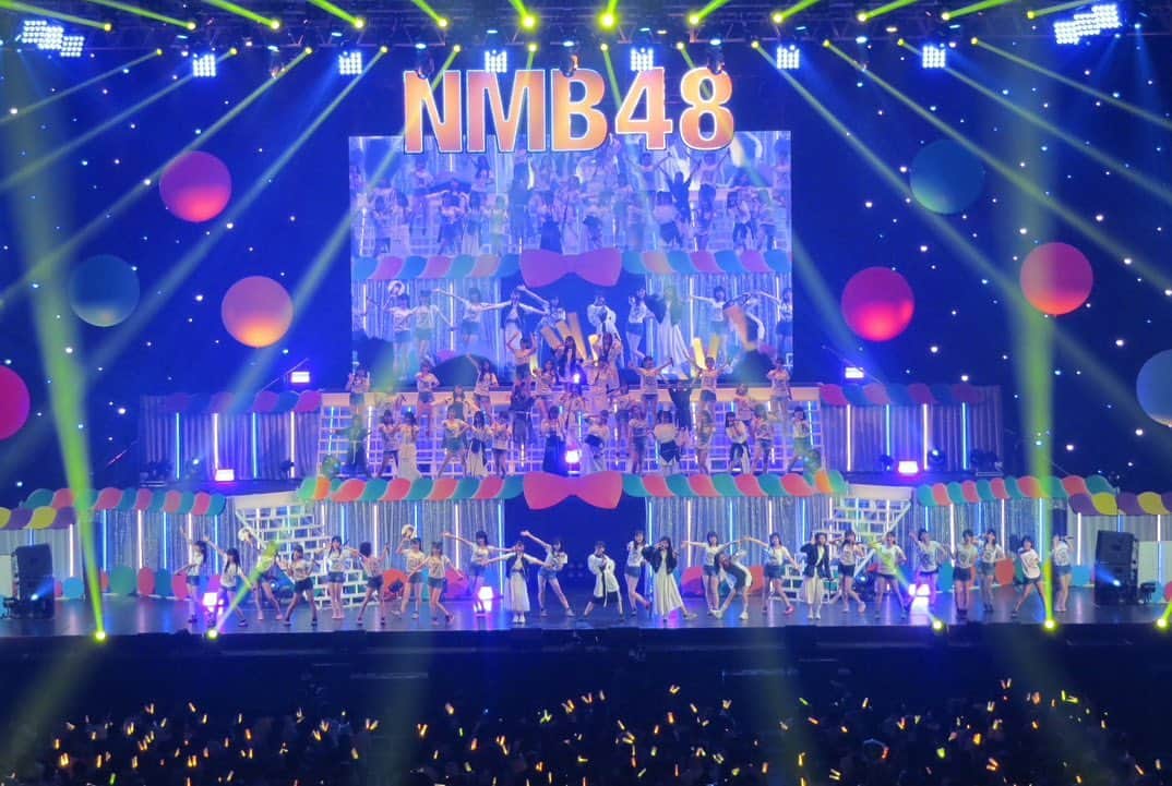 明石奈津子さんのインスタグラム写真 - (明石奈津子Instagram)「#nmb489thanniversarylive  #写真でも伝わる楽しさ  昨日の余韻が今でも残ってます💕 NMBのメンバーが大好きすぎて😘いつも楽屋から楽しい 素敵なグループです！  大阪城ホールで周年をさせていただけているのも、ほんとに凄いことだと思うし支えてくださってる全ての皆さんに感謝の気持ちでいっぱいです🙇‍♀️」10月6日 15時57分 - nattu_official
