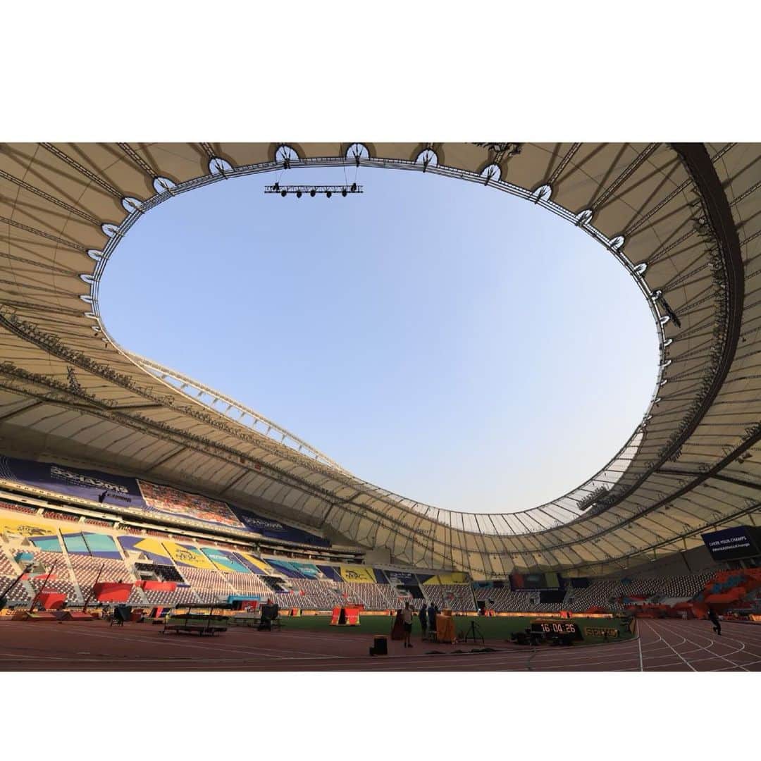 TBSアナウンサー公式さんのインスタグラム写真 - (TBSアナウンサー公式Instagram)「.﻿ 灼熱の🇶🇦ドーハより﻿ 連日「世界陸上」🏃‍♂️を﻿ 全力でお届けしている﻿ TBSアナウンサーたち！﻿ ﻿ 現地の上村彩子アナ 日比麻音子アナを キャッチしました〜📸﻿ ﻿ ﻿ 10月6日まで熱戦を﻿ 繰り広げる「世界陸上」から﻿ まだまだ目が離せませんっ🏃‍♂️🏃‍♂️🏃‍♂️﻿ ﻿ 本日「世界陸上」最終日は﻿ 深夜0時から放送です！﻿ 是非ご覧ください🏃‍♂️🏃‍♂️🏃‍♂️﻿ ﻿ #世界陸上﻿ #ドーハ﻿ #上村彩子﻿ #日比麻音子﻿」10月6日 16時46分 - tbs_annogram
