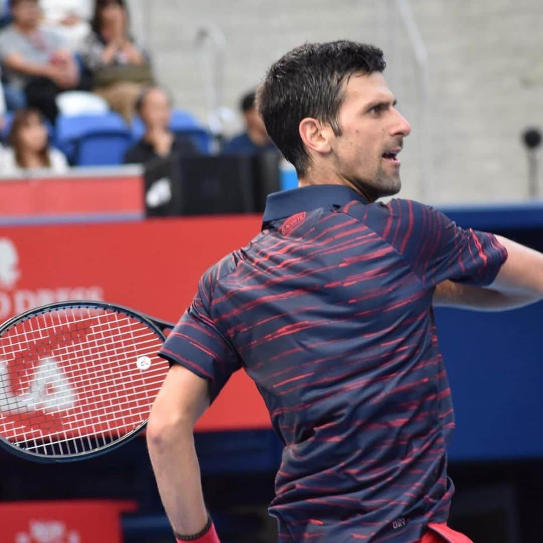 Rakuten Japan Openのインスタグラム：「And he does it👏 After just an hour, @djokernole wins the Rakuten Open Singles Title 🏆🇷🇸 🎉 ⠀ 楽天オープン2019、シングルス優勝は ジョコビッチ選手‼️ #rakutenopen #rakutenopen2019 #楽天オープン #テニス #楽天オープン2019 #ATPTour #atp500 #tennisfun #有明コロシアム #tennisworld #tennistime #tennispro #tennistraining #lovetennis #tennis #tennisaddict #tennislover #instatennis #japan #tokyo」