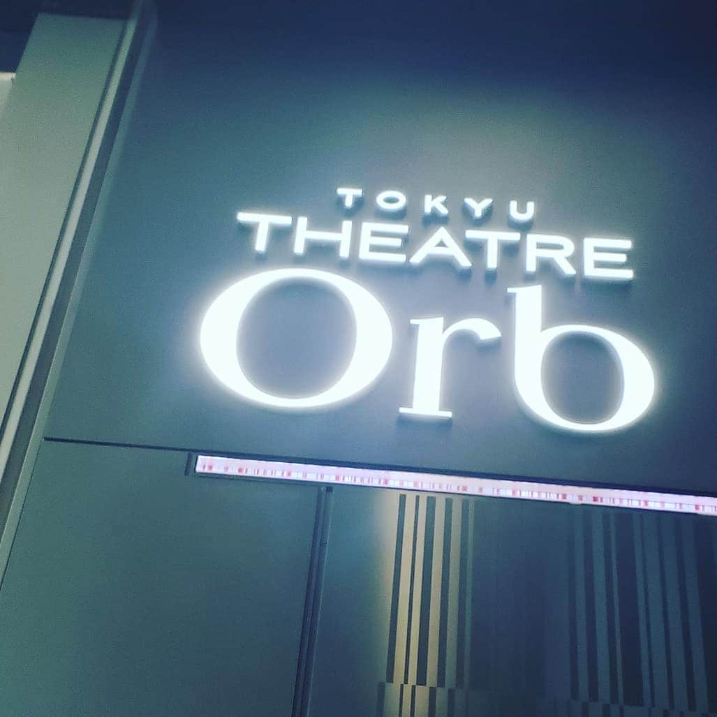 Pileさんのインスタグラム写真 - (PileInstagram)「. 東急シアターオーブにて Musical  The Bodyguard 東京最終日 見に行ってきました。 ステージングや舞台効果、照明、演出もすごく豪華でしたがなにより！ 歌！歌！歌！！ 帰ったら映画見よう😊😊😊 全編英語なのですがサイドに字幕も出ますし、是非おすすめだよー！ ライブみたいに見れるシーンも多く 皆が楽しめます♥️ 大阪はこれからなので、是非！！いってみてほしい！！♥️ あーあ。カラオケしたくなった。笑 #bodyguard #thebodyguard #musical #whitneyhouston #kevincostner #musical」10月6日 16時57分 - pi_channnn52