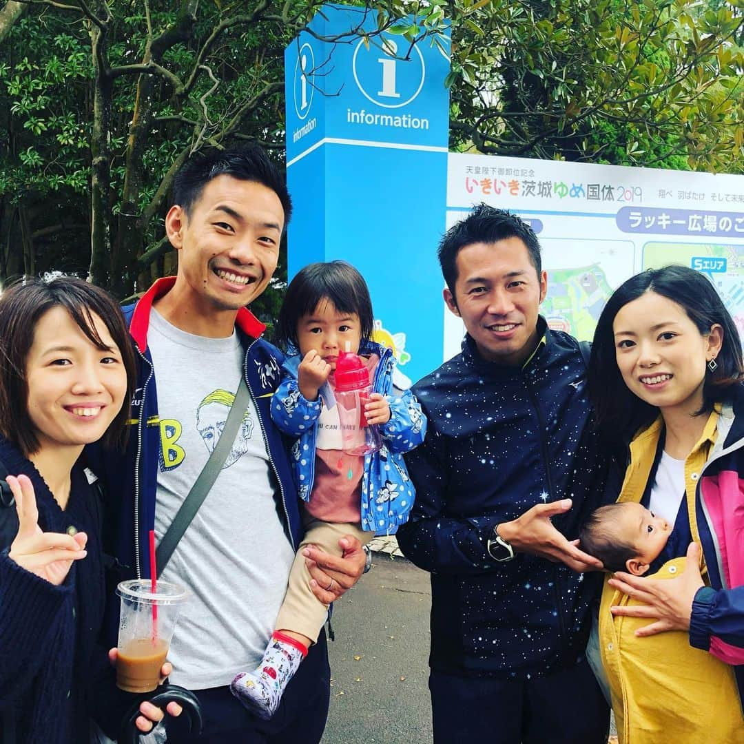 石塚祐輔さんのインスタグラム写真 - (石塚祐輔Instagram)「茨城国体。 国体らしい写真はありませんが… たくさんの方々にお会いすることができました。レジェンドたちとパシャリ📸他にも撮りたかった方も…またお会いしましょう😭 地元国体は不思議な感じでした。 #trackandfield #茨城国体 #写真ありがとうございました  タグ付けNGの場合はご連絡ください。🙇」10月6日 17時17分 - yusuke_ishitsuka3939