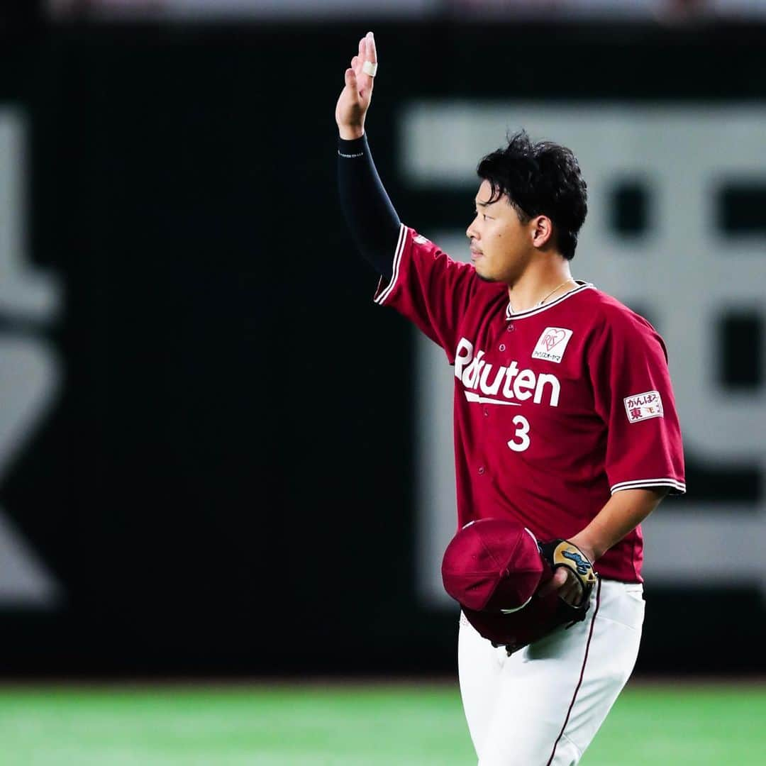 東北楽天ゴールデンイーグルスさんのインスタグラム写真 - (東北楽天ゴールデンイーグルスInstagram)「⚾️ ⚾️H 6-4 E⚾️ 序盤から点の取り合いとなった第2戦を惜しくも落として 全ては泣いても笑っても明日の第3戦へ🔥 浅村選手が今日もホームランを含む3打点の大暴れ💪🏼 宋選手と森原選手は2試合連続で1回無失点💯 島内選手は3出塁2得点で存在感を発揮🤩 #rakuteneagles #日本一の東北へ #クライマックスシリーズ  #浅村栄斗 #宋家豪 #島内宏明」10月6日 17時25分 - rakuten_eagles