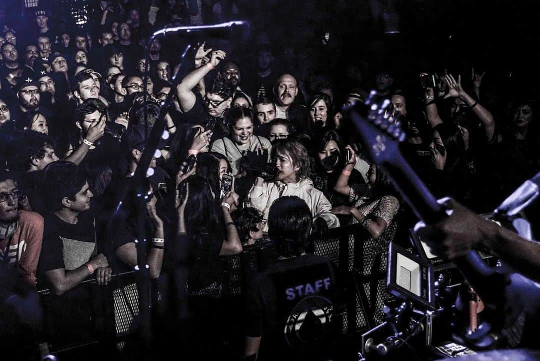 のインスタグラム：「We had a great time in Sacramento tonight!  Thank you!  #HYDELIVE2019US #DIVISIONS2019 #Sacrament #STARSET #PALISADES #ABRILLIANTLIE」