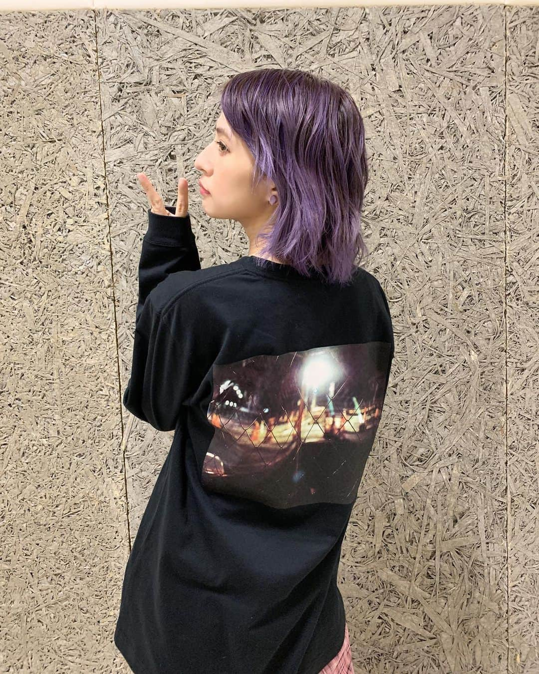 HARUNAさんのインスタグラム写真 - (HARUNAInstagram)「"Fantastic Rebel" @feedback_tokyo #2019AW #longsleevetshirt #black #size #1」10月6日 18時02分 - haru_na810