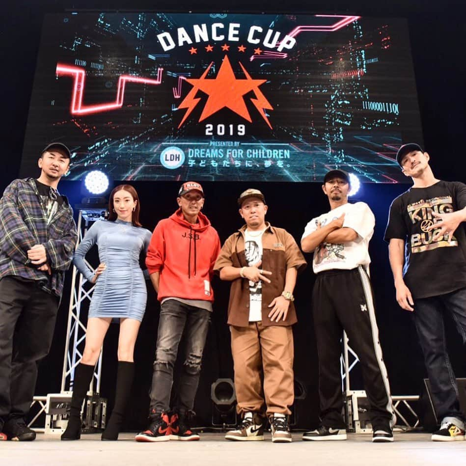 Ruuさんのインスタグラム写真 - (RuuInstagram)「昨日はDANCE CUP FINALのJudgeでした！！﻿ 久しぶりの日本のコンテスト、﻿ 挑戦するみんなの気持ちが沢山届きました🙂﻿ ﻿ 人前で、本気で、踊った数だけ、﻿ 自分では気がつかないけどしっかり身についてますっ💪💕 ﻿ 経験だけは裏切らないので﻿ 挑戦する気持ちはいつまでも👏🏻﻿ 私もまだまだ頑張るよ〜☺️💪🎉✨﻿」10月6日 18時48分 - ruufabulous