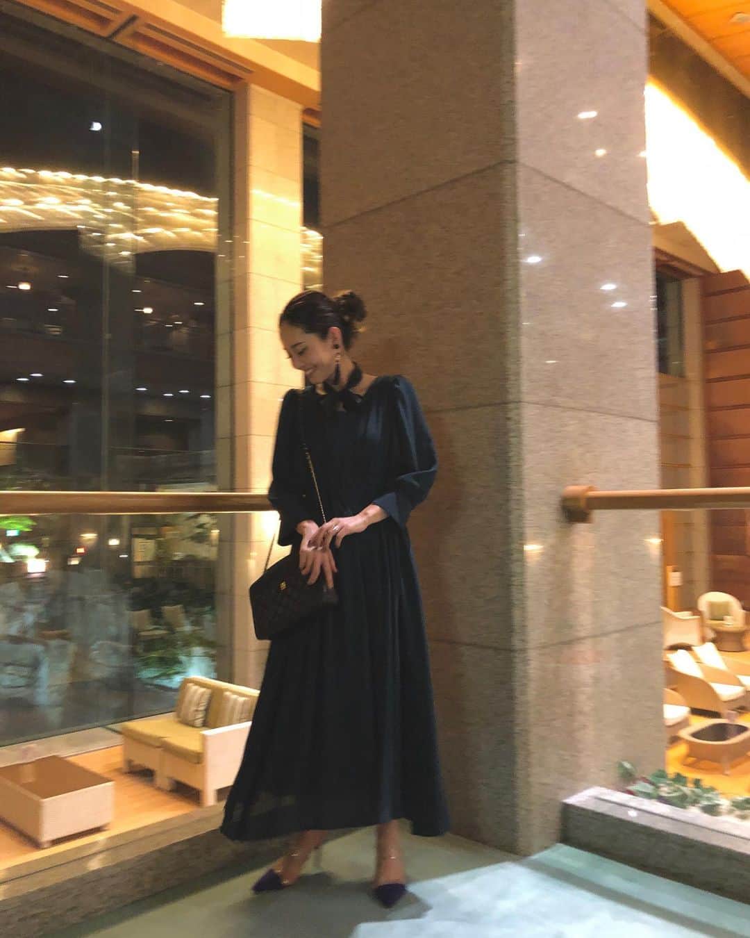 muramiさんのインスタグラム写真 - (muramiInstagram)「👰 ・ Aina Happy Wedding💒﻿ 本当におめでとう👏✨✨﻿ すっごく綺麗だったよ💓﻿ 末永くお幸せにね😌💕﻿ ﻿ ﻿ オケージョンコーデについてよくご質問いただくので、写真載せておきます🙋‍♀️﻿ この日は @mieli_invariant のドレスで、﻿ 帰りは長袖ニットとライダースで丁度いいくらい！  山形は結構寒かったぁ。﻿ ﻿ ﻿ #山形遠征#無事終了#江戸に帰りました#結婚式っていいよね#感動#幸せ#💓﻿ #結婚式コーデ#オケージョンコーデ#オケージョンドレス﻿#山形#天童市#結婚式」10月6日 19時43分 - murami_716