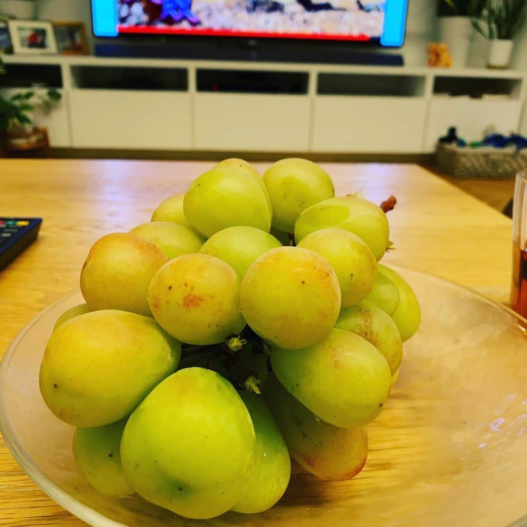 金村義明さんのインスタグラム写真 - (金村義明Instagram)「#西荻窪グルメ #珍しくカウンターが空き空きやから奥さんのお土産を買いまた呑んでしもたー」10月6日 20時07分 - yoshiaki_kanemura