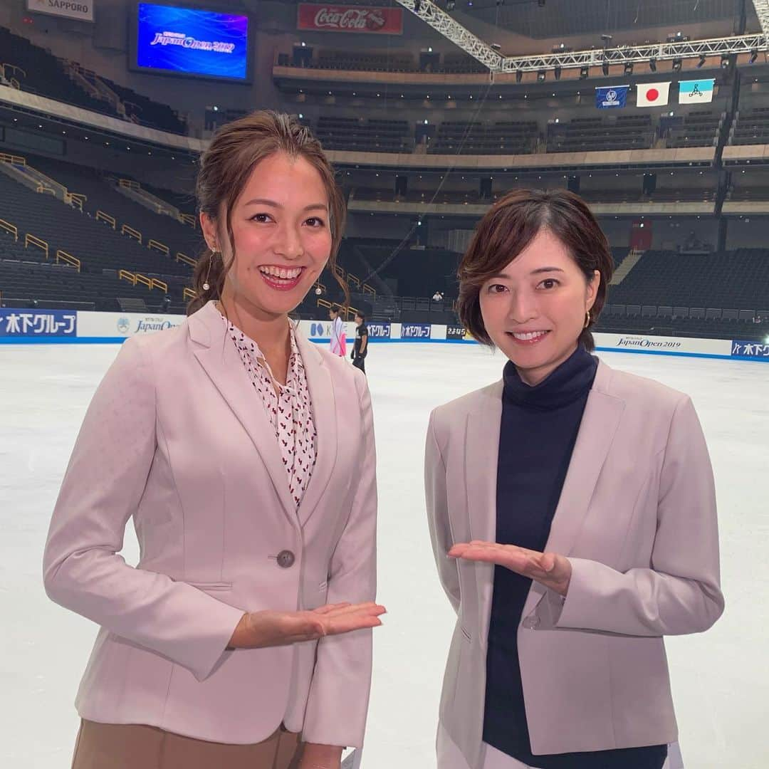 福田典子さんのインスタグラム写真 - (福田典子Instagram)「SPORTSウォッチャー🏃‍♀️ 陸上の世界選手権、銅メダルを獲得した400メートルリレーを今回も塚原直貴さんに解説していただきました！ 取材に行ったテニスの楽天オープンや、フィギュアスケートのカーニバルオンアイスなども放送予定です。 今日もぜひご覧ください☺️✨ * #放送お願いします #とバトンいただきましたが #走れなさそうすぎる #SPORTSウォッチャー #世界選手権 #陸上 #世界陸上 #バトンパス #テニス #楽天オープン #フィギュアスケート #カーニバルオンアイス #スポーツ #sports」10月6日 20時26分 - norikofukuda212