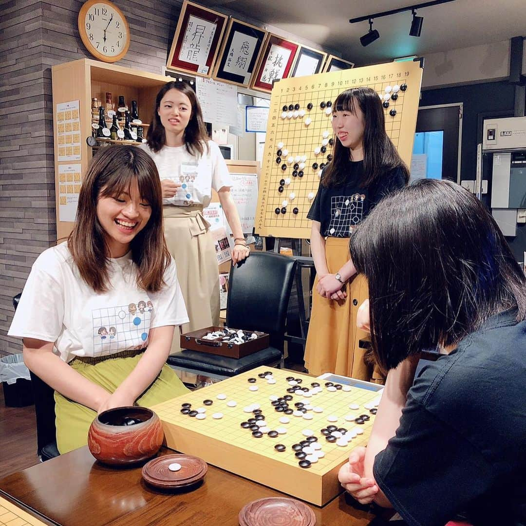 藤沢里菜さんのインスタグラム写真 - (藤沢里菜Instagram)「今日は囲碁棋士フォトブックイベントin東京でした✨☺️#囲碁#棋士#囲碁棋士フォトブック#湯島囲碁喫茶#星合志保#金子真季#茂呂有紗#藤沢里菜」10月6日 20時42分 - rina_fujisawa