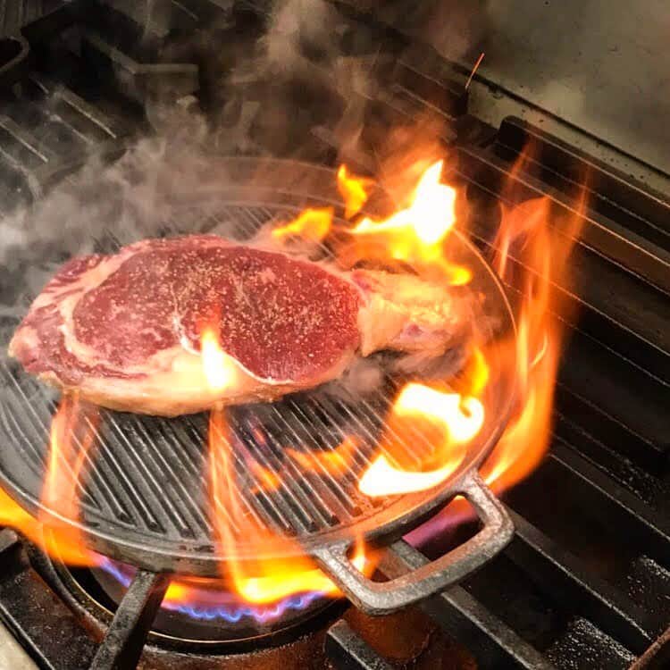 フリーマンズスポーティングクラブのグルメインスタ