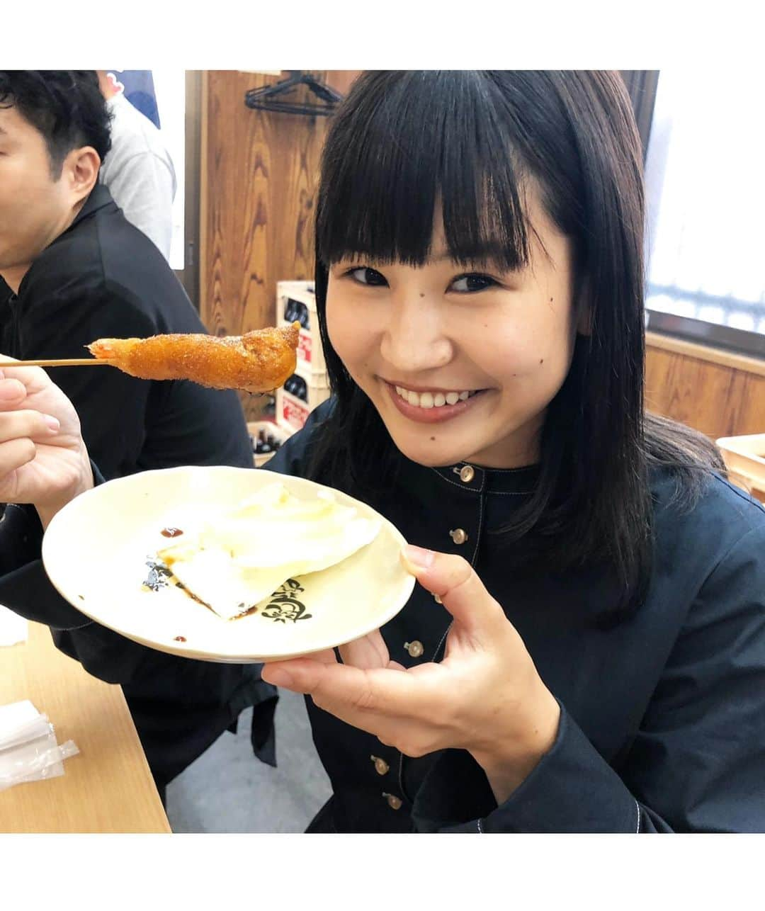 大関れいかさんのインスタグラム写真 - (大関れいかInstagram)「. 最近、とある撮影のお仕事で 大阪行って観光地めっちゃ回った😇 朝早かったからいつも人だらけの ひっかけ橋も独占できたし 大阪の食べ物食べまくって夜ご飯 ビールしか入らなかった🍺 大阪さいこうっ！ #大事な通天閣入ってないのわろたに」10月6日 22時06分 - _reikaoozeki