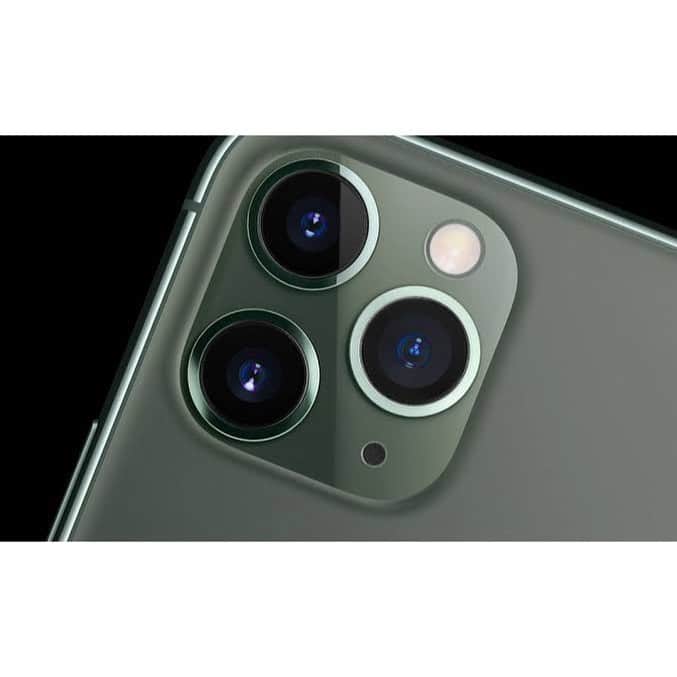 Kento Tarumiのインスタグラム：「_ . . get. . . 使い方はわかってない . #iphone11 #iphone11pro」