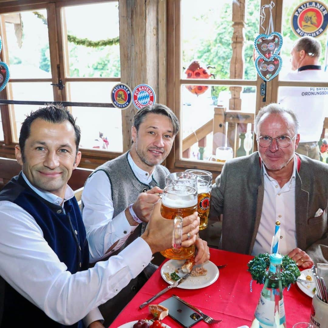 バイエルン・ミュンヘンさんのインスタグラム写真 - (バイエルン・ミュンヘンInstagram)「🍻🎡🥨🎢 #MiaSanMia #Oktoberfest2019 #Wiesn #FCBayern」10月6日 22時11分 - fcbayern