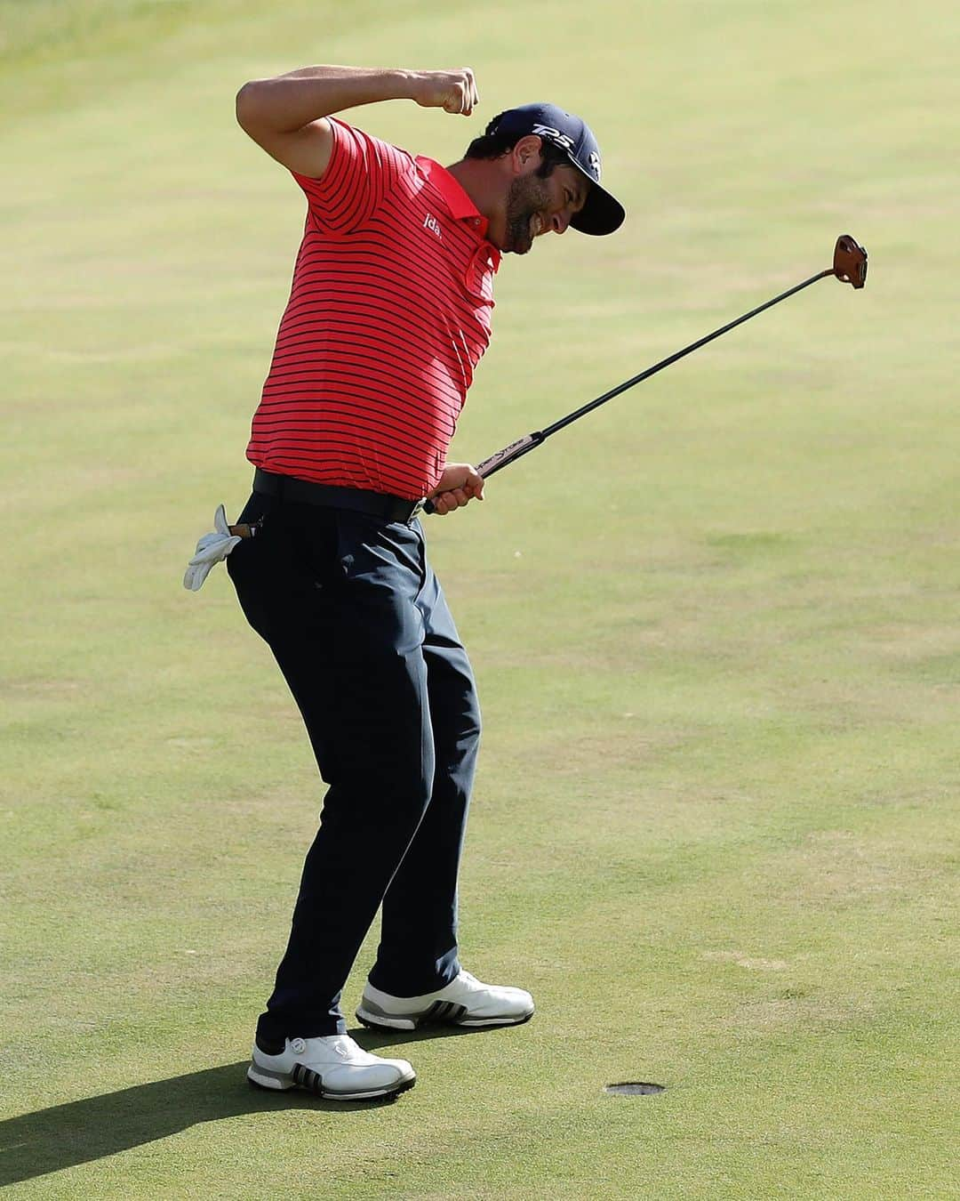 adidas Golfさんのインスタグラム写真 - (adidas GolfInstagram)「The reign of Rahm continues in 🇪🇸. @jonrahm defends his #OpenES title at home and captures his 5th @europeantour 🏆. #HereToCreate」10月7日 2時28分 - adidasgolf