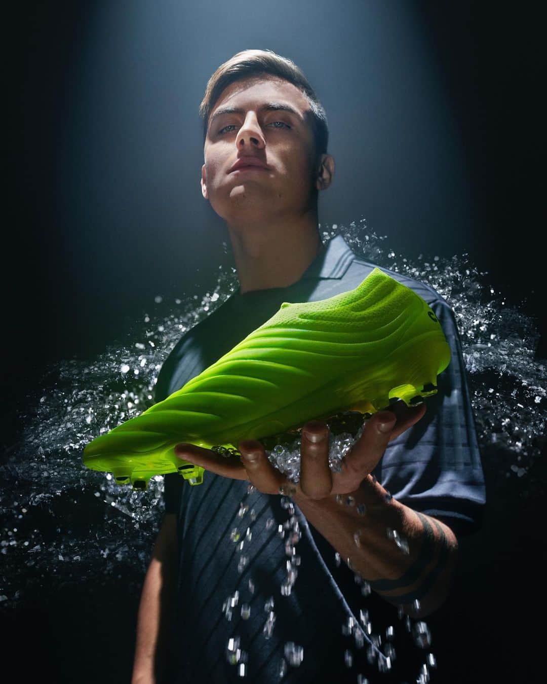 adidas Footballさんのインスタグラム写真 - (adidas FootballInstagram)「Time to shine. 💎  @paulodybala #DareToCreate  #Football #Soccer #adidasFootball」10月7日 2時52分 - adidasfootball