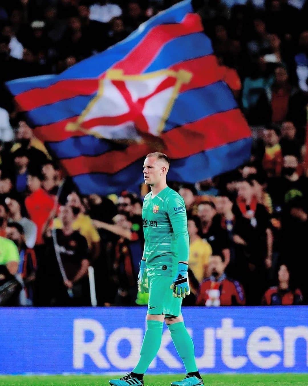 マルク＝アンドレ・テア・シュテーゲンのインスタグラム：「THE BEST IN THE WORLD!💕 #terstegen」