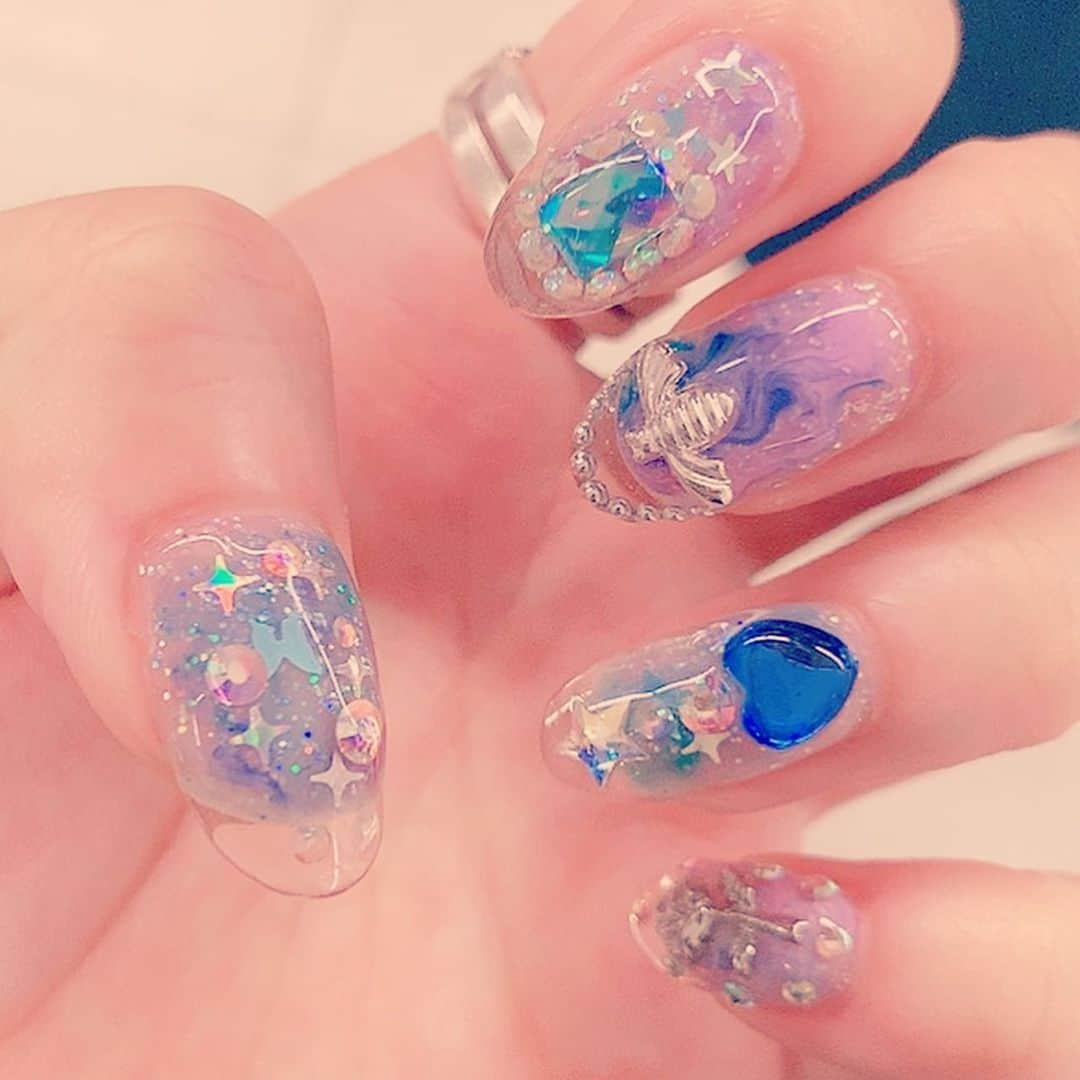 澁谷梓希さんのインスタグラム写真 - (澁谷梓希Instagram)「. thank you @lilypinks.nail !!! . TORIENAのネイルがいつもかわいくて 同じお店行ってたら激しく可愛い💕 . #newnails #nail #shimokitazawa #japan #harajuku #kawaii #cutenails #派手 #派手ネイル」10月7日 17時21分 - azk_s811