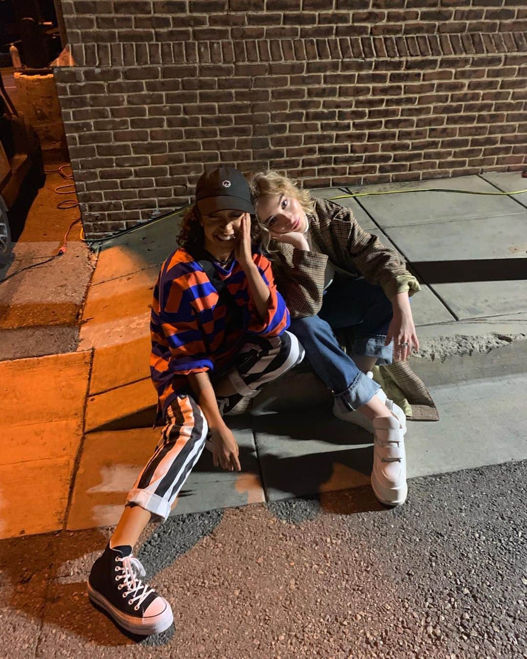 サブリナ・カーペンターのインスタグラム：「she was the scariest thing i saw tonight 🧡 #universalhhn」
