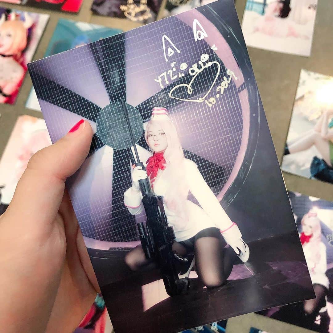 YingTzeさんのインスタグラム写真 - (YingTzeInstagram)「🌟 1st Year Patreon Anniversary Event 🌟 Recently I bought a printer so I’ll be able to offer more rewards in the future. ❤️ _ Patrons who pledged a minimum of 6 month’s consecutively will receive 4R Print of their choice. 🌟 Check out my latest patreon post for the google form. ❤️👌🏻 ▶️ www.patreon.com/yingtze _ I’ll also be doing a monthly print giveaway for my Facebook Supporters in the future. 🐈❤️ _ 📸 @17.ambition  #blessed」10月7日 18時09分 - yingtze