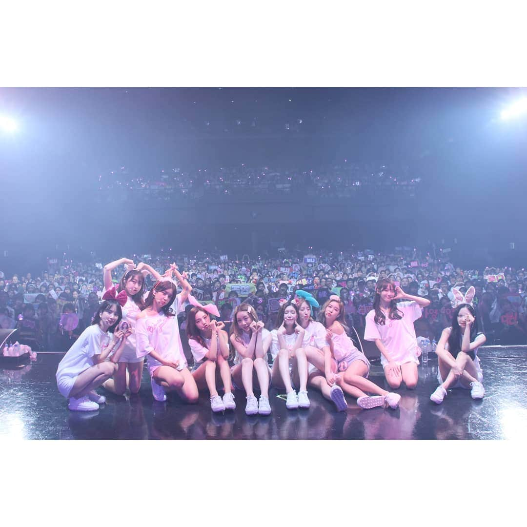 宇宙少女さんのインスタグラム写真 - (宇宙少女Instagram)「#우주소녀 의 THE 1ST MINI LIVE ‘#WOULD_YOU_LIKE♥’ Zepp tour 비하인드 현장 1탄💘  #우정 들 모두모두 #스타쉽 포스트로 Go‼Go‼ 👀💘😘👇🏻 http://naver.me/GlYZ2skS #우주스타그램 #WJSN」10月7日 11時01分 - wjsn_cosmic