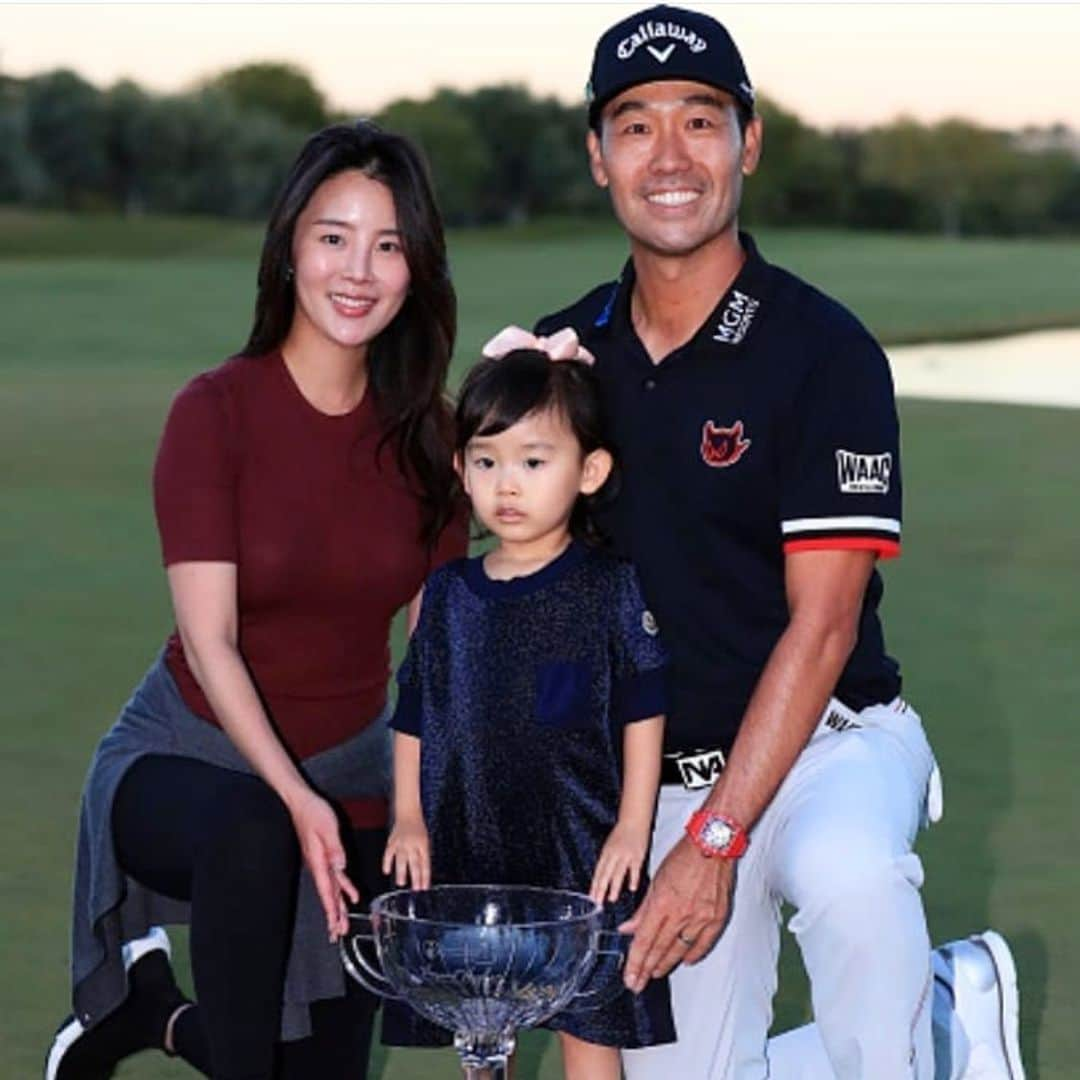 ケビン・ナさんのインスタグラム写真 - (ケビン・ナInstagram)「Win #4 @shrinersopen @pgatour thank u to all the fans and local fans in Las Vegas! 응원 해주신 팬 여러분 진심으로 감사드립니다! #vegasstrong」10月7日 11時12分 - kevinna915